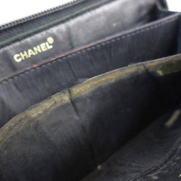 CHANEL Caviar Leather Zip around Long Wallet - Picture 13 of 15